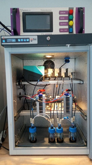 Laboratory apparatus for testing