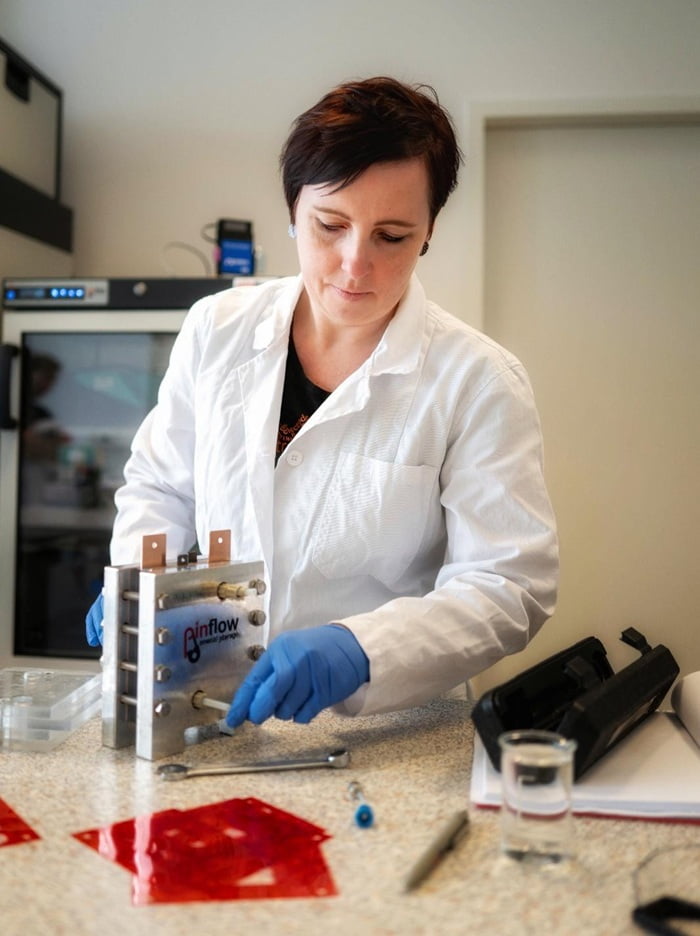 Material benchmarking